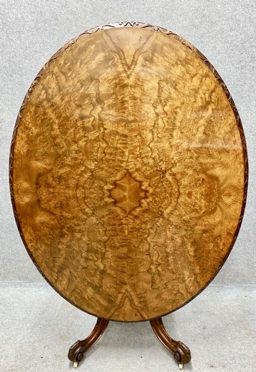 Good Quality Victorian Burr Walnut Table