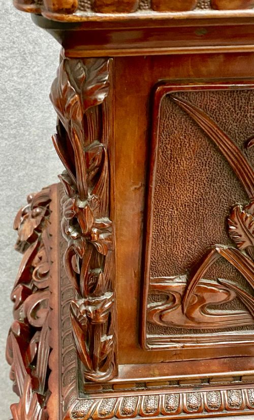 UNUSUAL CINNABAR LACQUER CABINET - ADDITIONAL PHOTO 10