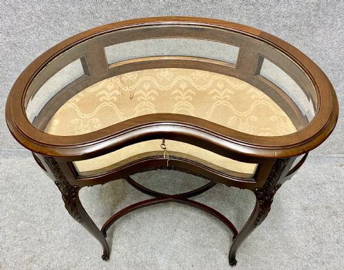 Edwardian Kidney Shaped Bijouterie Cabinet