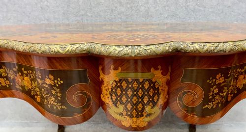FINE FRENCH MARQUETRY CENTRE TABLE - ADDITIONAL PHOTO 5