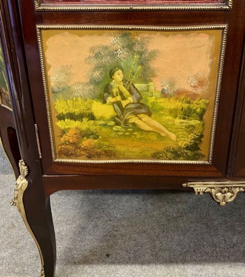 STUNNING VERNIS MARTIN DISPLAY CABINET - ADDITIONAL PHOTO 3