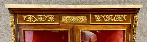 STUNNING VERNIS MARTIN DISPLAY CABINET - ADDITIONAL PHOTO 6