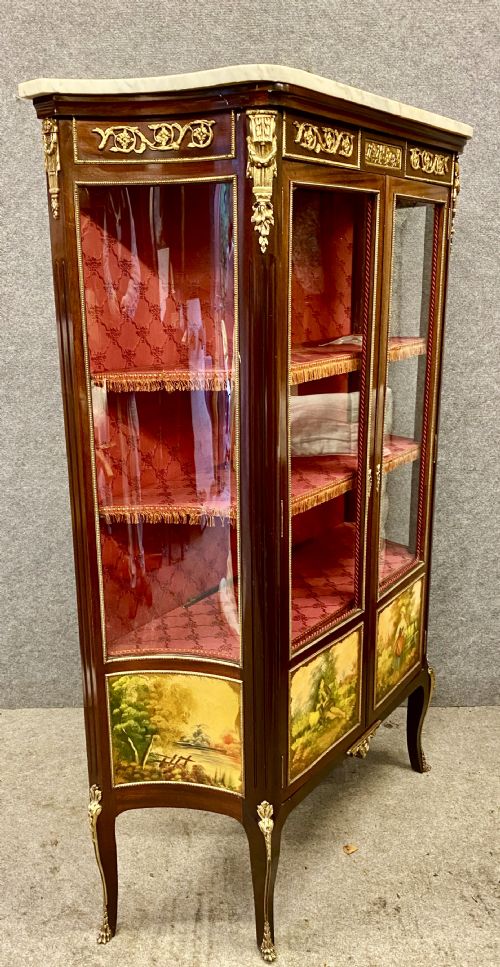 STUNNING VERNIS MARTIN DISPLAY CABINET - ADDITIONAL PHOTO 10