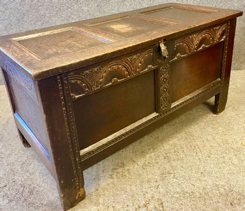 CHARLES II SMALL OAK COFFER - ADDITIONAL PHOTO 3