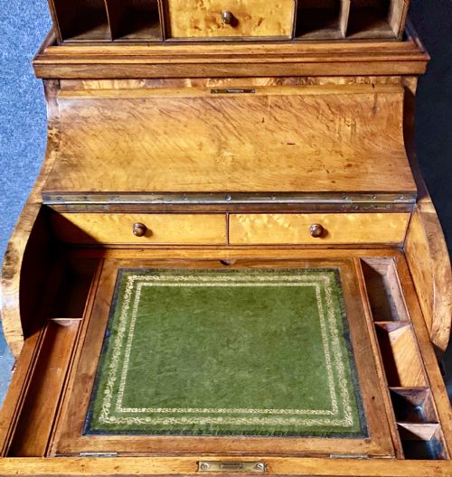 SUPERB VICTORIAN BURR WALNUT POP UP DAVENPORT - ADDITIONAL PHOTO 2