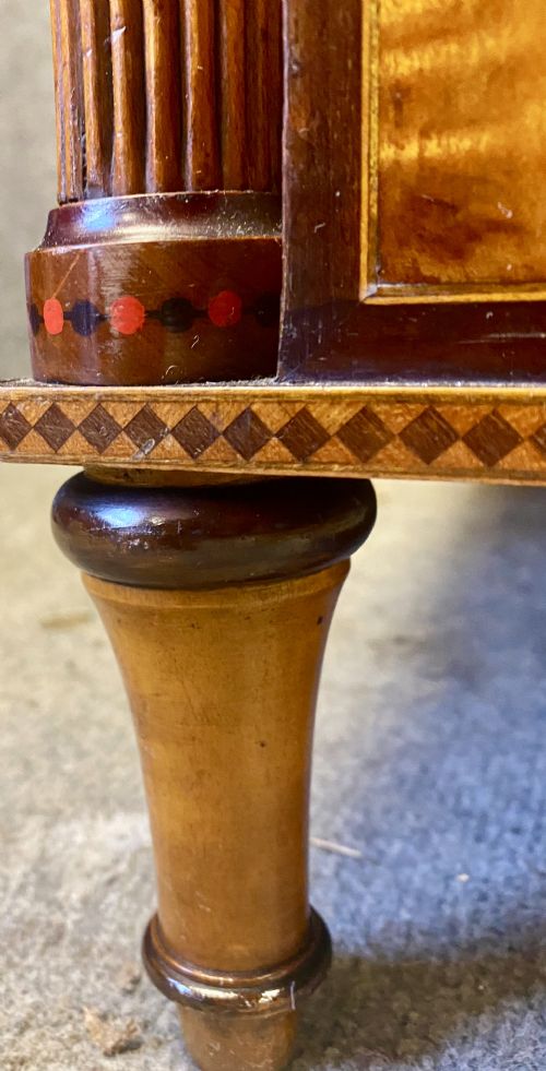 FINE GEORGE III SATINWOOD LADIES DESK - ADDITIONAL PHOTO 13