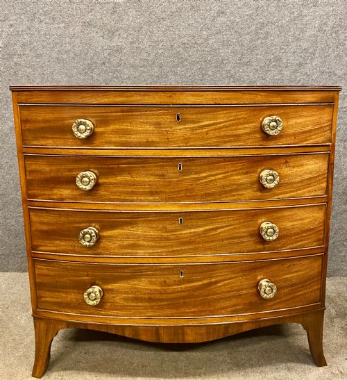 Small George III Mahogany Bow Fronted Chest