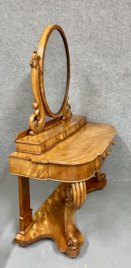 SUPERB VICTORIAN DUCHESS DRESSING TABLE - ADDITIONAL PHOTO 4