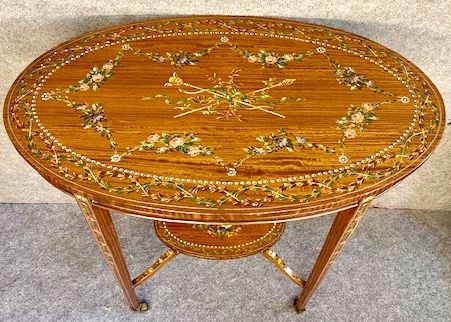 Stunning Sheraton Revival Satinwood & Painted Occasional Lamp Table