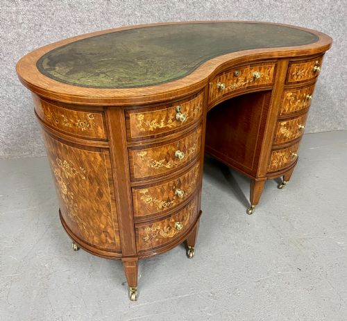 Fine Sheraton Revival Kidney Shaped Desk