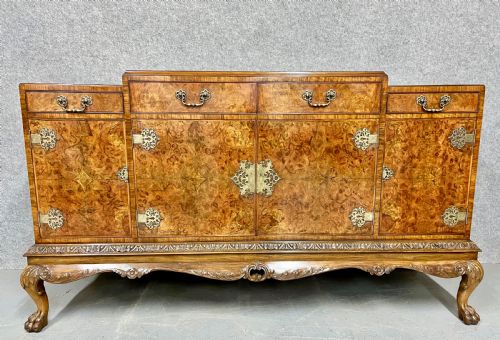 Good Quality Burr Walnut Sideboard / Side Cabinet