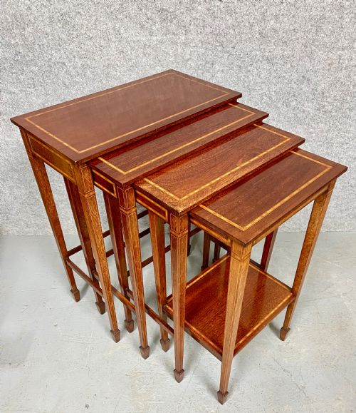 Good Quality Edwardian Nest of 4 Tables