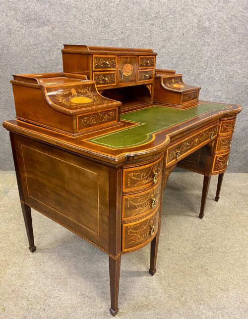 Fine Sheraton Revival Carlton House Desk