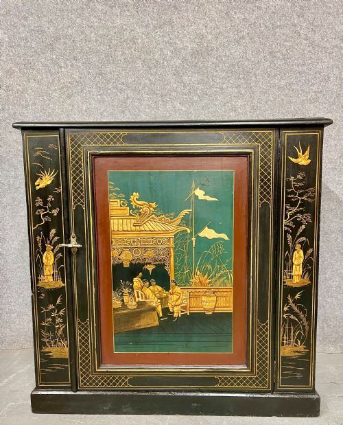 Chinoiserie Lacquered Side Cabinet
