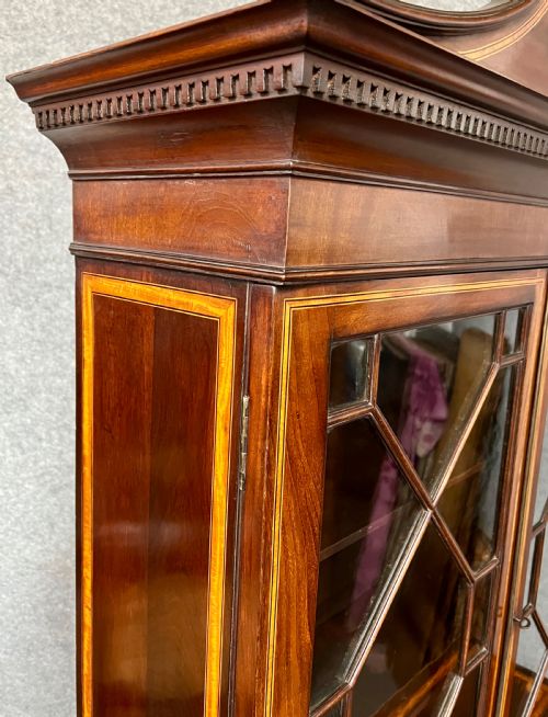 ANTIQUE SHERATON REVIVAL INLAID CABINET - ADDITIONAL PHOTO 10