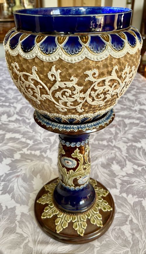 19'' Royal Doulton Jardiniere on Stand
