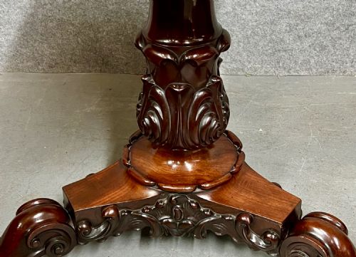 VICTORIAN BESPOKE QUALITY CENTRE TABLE - ADDITIONAL PHOTO 4