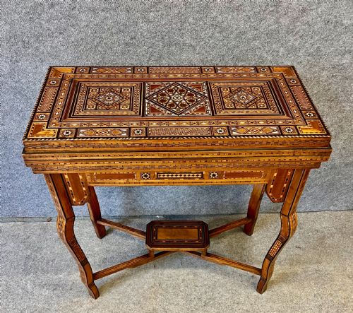 Moorish Games Table