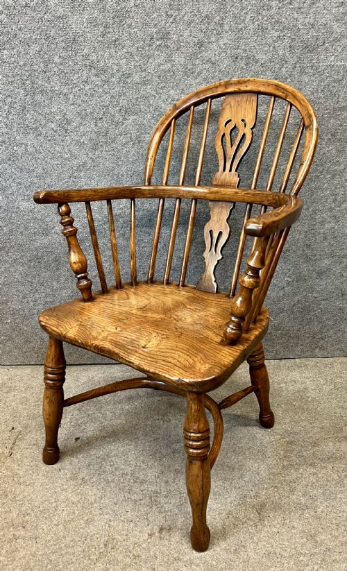 Yew Wood and Ash Windsor Chair