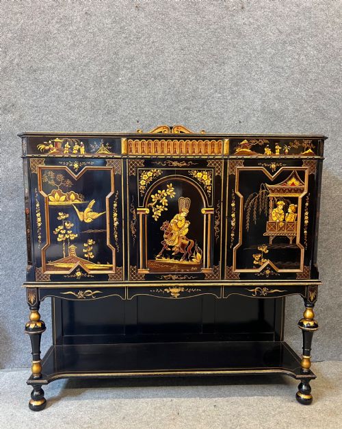 Stunning Chinoiserie Side Cabinet, Sideboard