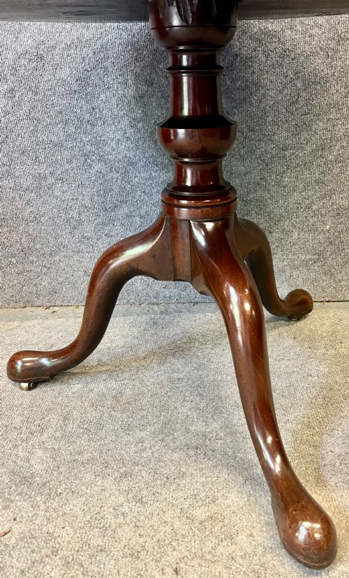 GEORGE III MAHOGANY OCCASIONAL TABLE - ADDITIONAL PHOTO 2