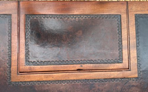 GILLOWS OF LANCASTER CHAMBER TABLE - ADDITIONAL PHOTO 11