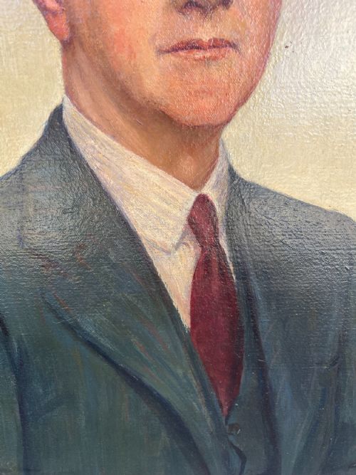 OIL ON CANVAS PORTRAIT OF A GENTLEMAN - ADDITIONAL PHOTO 2