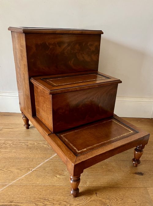 !9th.century Mahogany Library Steps