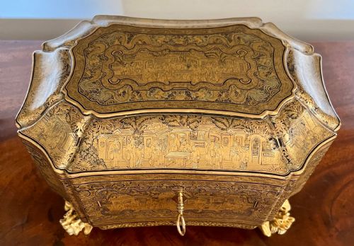 fig 1. Fine Chinese Export Lacquer Tea Caddy from Lee Ching