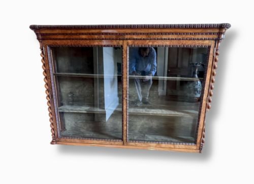 GOOD QUALITY VICTORIAN WALL HANGING DISPLAY CABINET - ADDITIONAL PHOTO 2