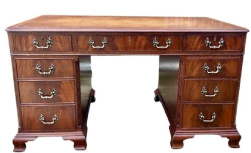Quality Chippendale Style Pedestal Desk