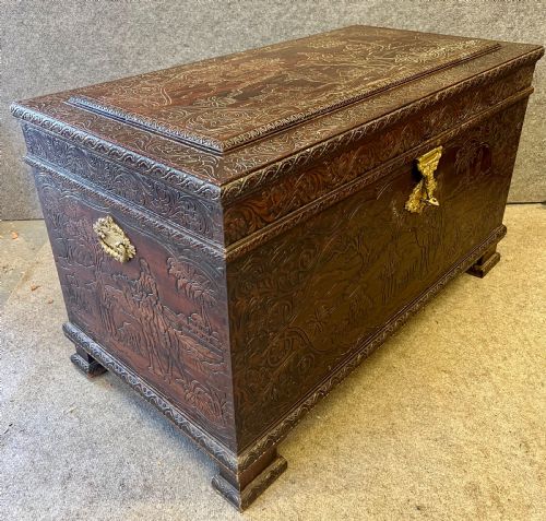 Arabic Trunk Coffee Table