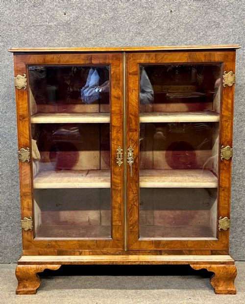 Early 18th Century Walnut Cabinet Bookcase