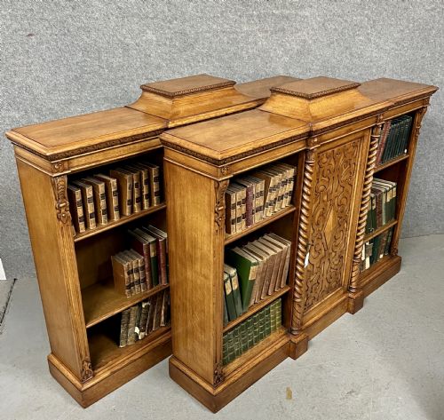 PAIR OF RICHARD BRIDGENS OAK OPEN BOOKCASES - ADDITIONAL PHOTO 9