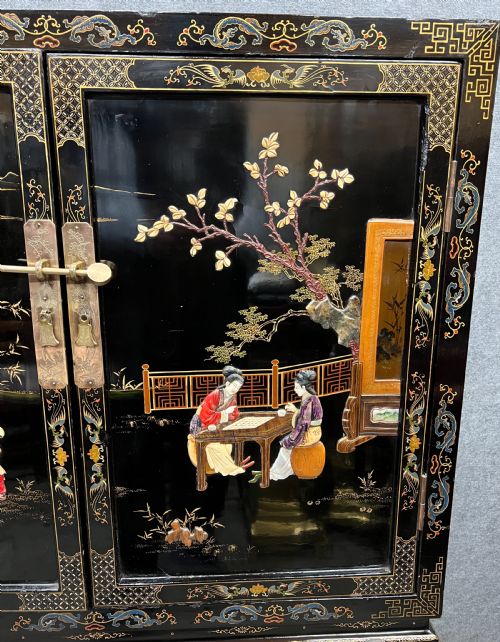 STUNNING LARGE CHINOISERIE COCKTAIL CABINET - ADDITIONAL PHOTO 8