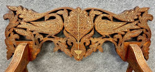 INDIAN HOSHIARPUR BRASS INLAID SAVRONOLA STYLE ARMCHAIR - ADDITIONAL PHOTO 2