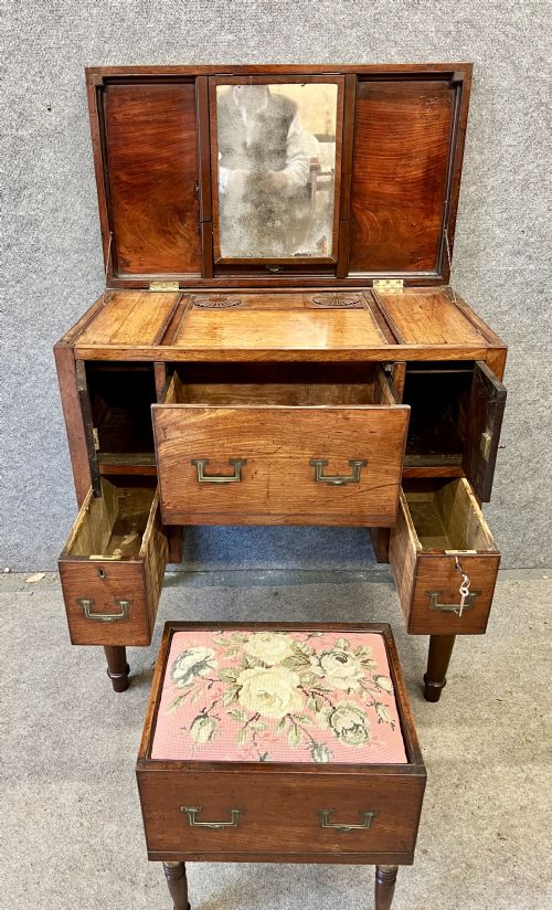 UNUSUAL GEORGE III MAHOGANY CAMPAIGN DRESSING CHEST - ADDITIONAL PHOTO 2