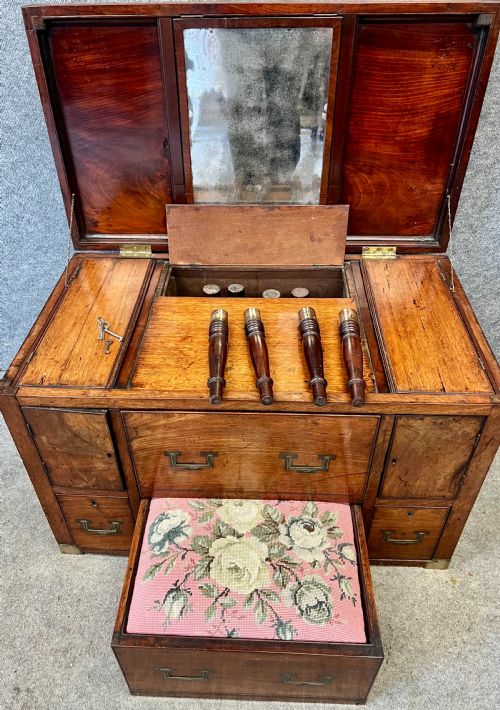 UNUSUAL GEORGE III MAHOGANY CAMPAIGN DRESSING CHEST - ADDITIONAL PHOTO 11