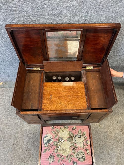 UNUSUAL GEORGE III MAHOGANY CAMPAIGN DRESSING CHEST - ADDITIONAL PHOTO 9