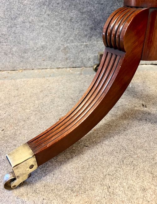GOOD QUALITY GILLOW ATTRIBUTED 2 TIER MAHOGANY TABLE - ADDITIONAL PHOTO 6