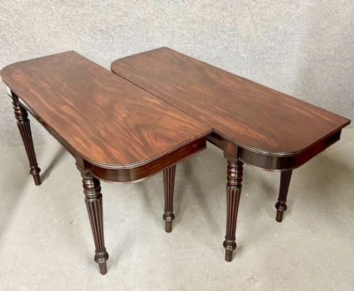 GOOD QUALITY PAIR OF GEORGE IV MAHOGANY CONSOLE TABLES - ADDITIONAL PHOTO 1