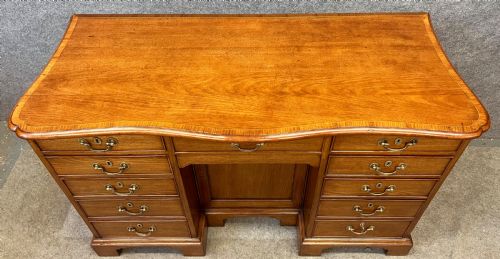GEORGE III MAHOGANY DESK - ADDITIONAL PHOTO 2