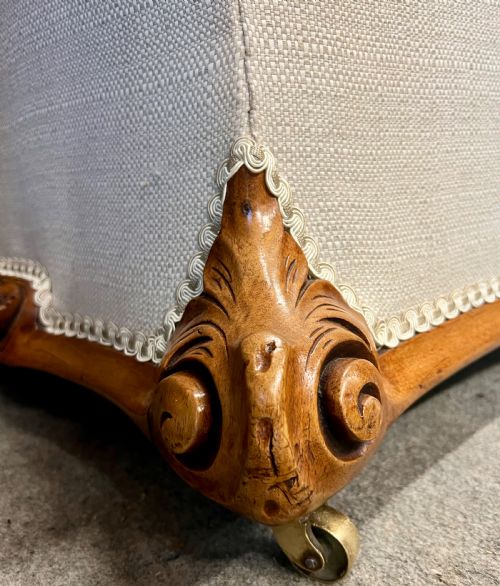 SUPERB VICTORIAN WALNUT OTTOMAN - ADDITIONAL PHOTO 6