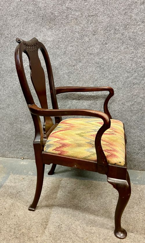 GEORGE II STYLE MAHOGANY CHILD'S CHAIR - ADDITIONAL PHOTO 1