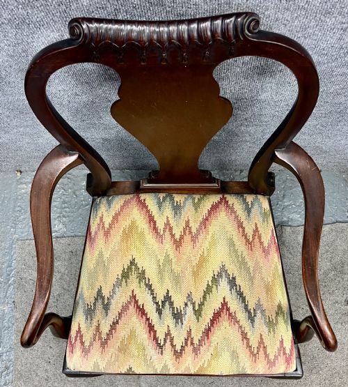 GEORGE II STYLE MAHOGANY CHILD'S CHAIR - ADDITIONAL PHOTO 5