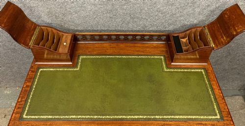 GOOD QUALITY EDWARDIAN MAHOGANY AND INLAID LADIES DESK - ADDITIONAL PHOTO 3