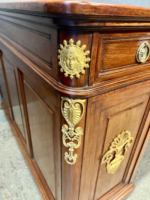 STUNNING LARGE ANTIQUE FRENCH MAHOGANY ORMOLU MOUNTED DESK - ADDITIONAL PHOTO 1