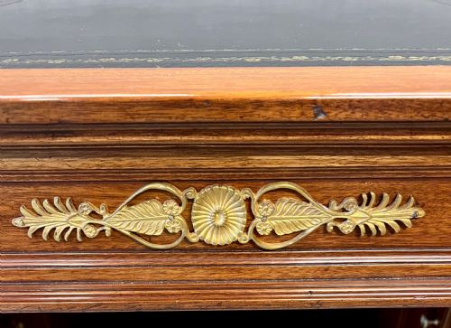 STUNNING LARGE ANTIQUE FRENCH MAHOGANY ORMOLU MOUNTED DESK - ADDITIONAL PHOTO 2