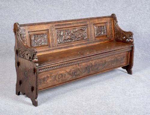 Edwards & Roberts 19th.c. Oak Hall Seat Settle