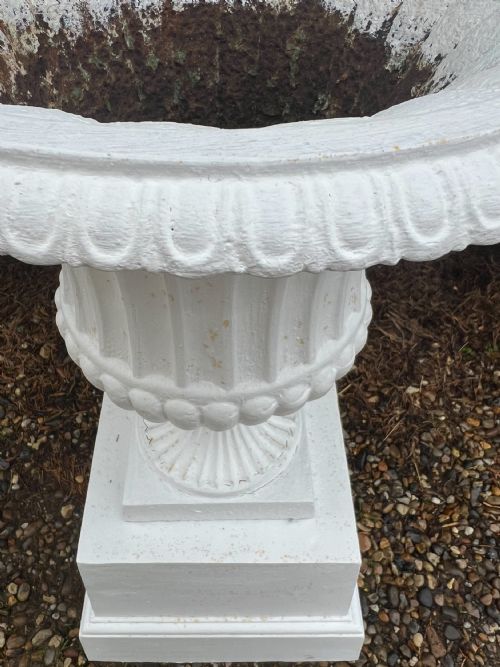 19THCENTURY CAST IRON GARDEN URN ON STAND - ADDITIONAL PHOTO 2